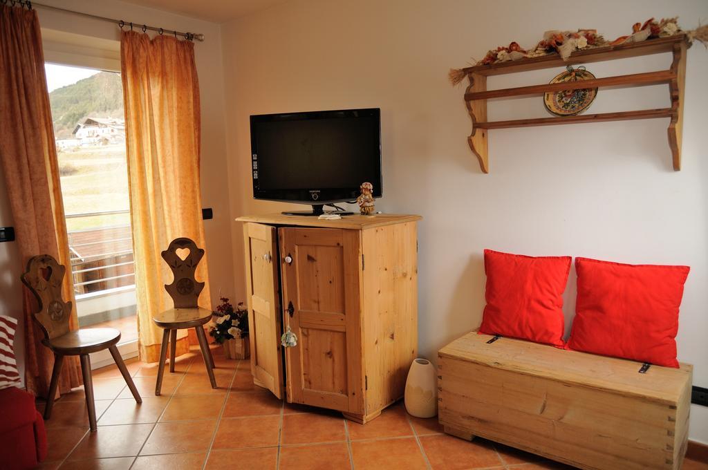 Roe Apartment Панкія Екстер'єр фото