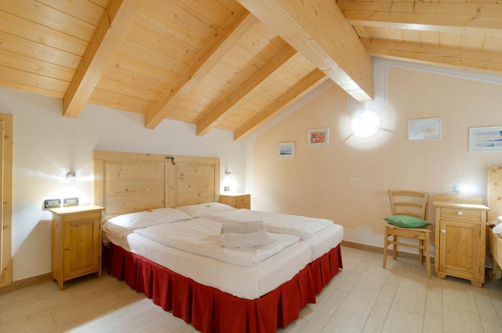 Roe Apartment Панкія Екстер'єр фото